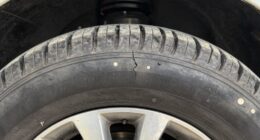 detecting early tire deterioration
